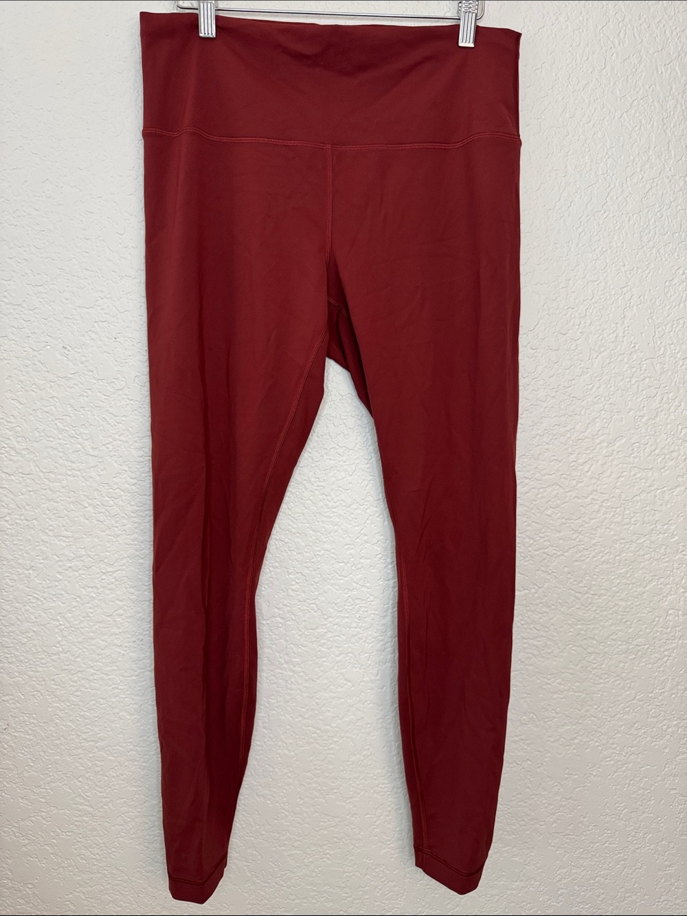 Lululemon Wunder Train HR 28” Leggings Size 14 Everlux Burgandy Square Dot - Picture 3 of 8